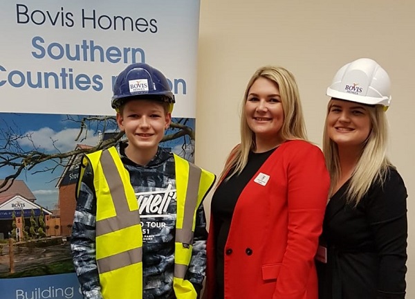 Hundreds of pupils at Crowthorne careers event encouraged to follow housebuilding path